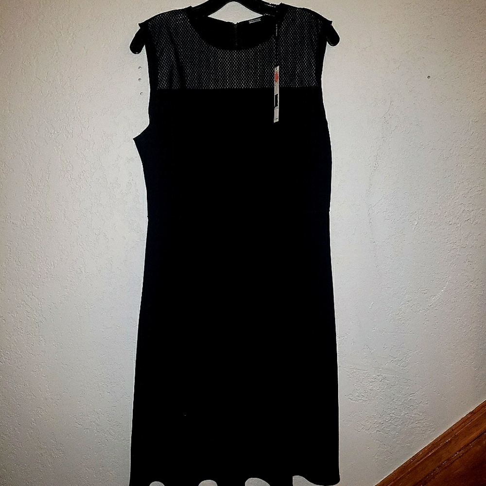 Elie Tahari: Little Black Dress: Cocktail dress